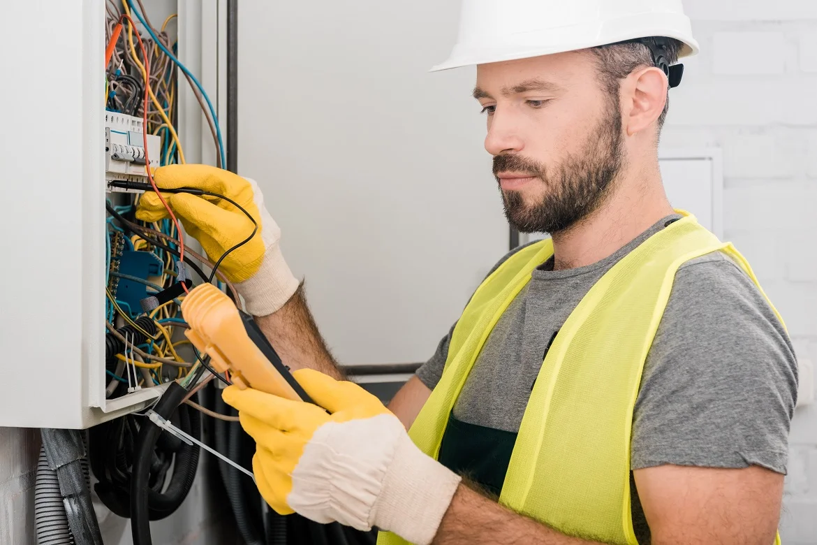 electrician Bucuresti